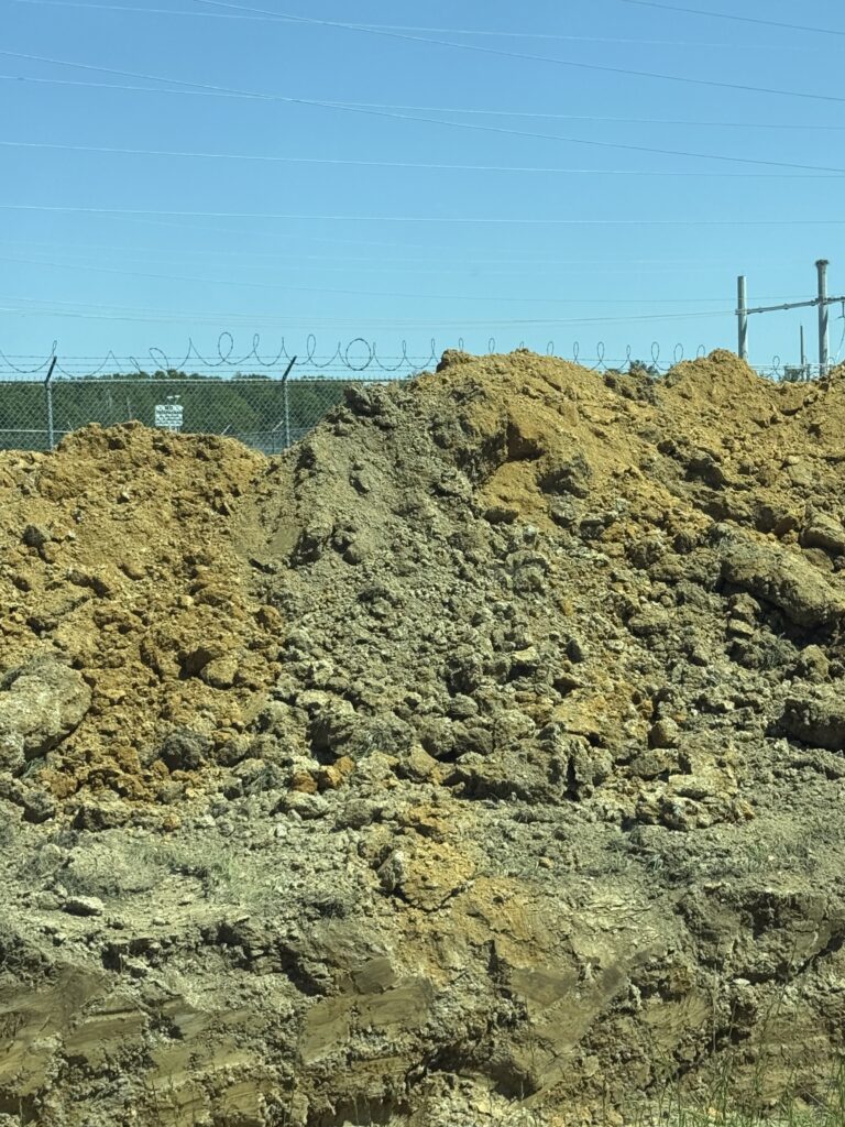 Clean Fill Dirt in Alabama: What It Is, Why You Need It & Where to Get ...